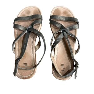 J.Jill 9 Boho Silver Metallic Leather Metal Detail Casual Flat Strap Sandals